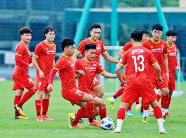 Đội bóng đá Việt Nam duy trì sự thành công ở mức ổn định.